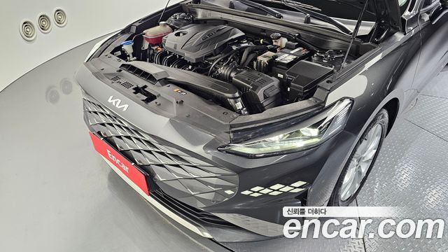Kia K8 2.5 Gasoline 2WD Noblesse 2023 — фото 6