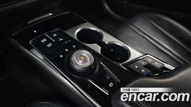 Kia K8 2.5 Gasoline 2WD Noblesse 2023 — фото 9