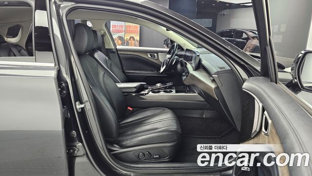 Kia K8 2.5 Gasoline 2WD Noblesse 2023 — фото 12