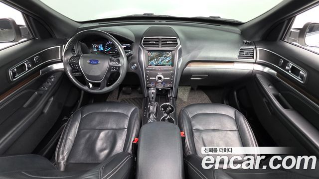 Ford Explorer 2.3 Limited 4WD 5th 2019 — фото 7