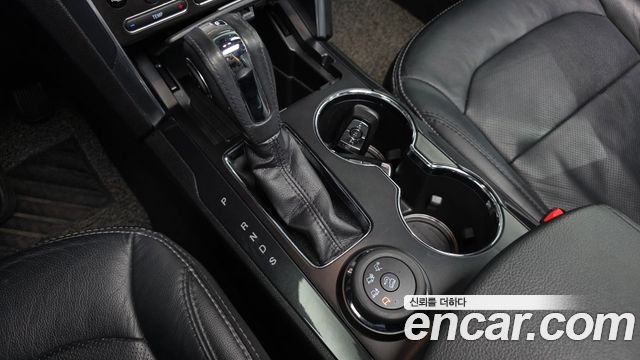Ford Explorer 2.3 Limited 4WD 5th 2019 — фото 9