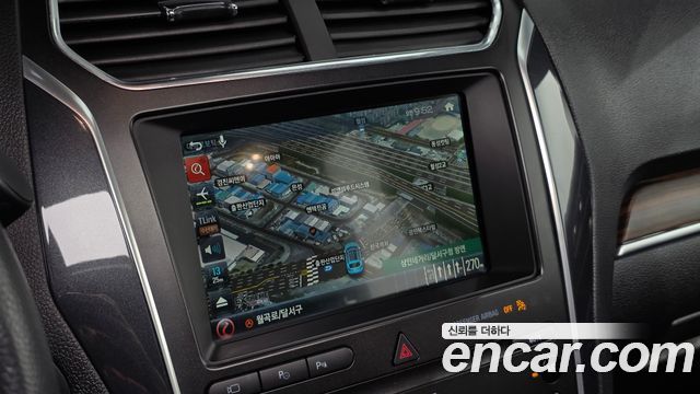 Ford Explorer 2.3 Limited 4WD 5th 2019 — фото 13