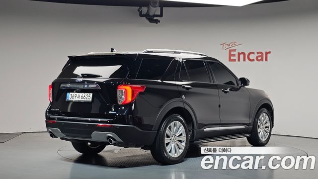 Ford Explorer (VI) 2.3 LimIted 4WD 2020 — фото 2