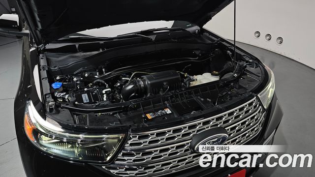 Ford Explorer (VI) 2.3 LimIted 4WD 2020 — фото 6
