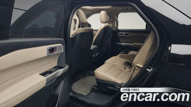 Ford Explorer (VI) 2.3 LimIted 4WD 2020 — фото 11