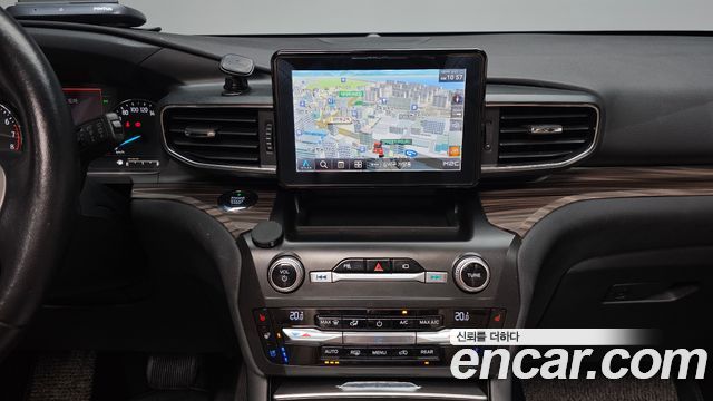Ford Explorer (VI) 2.3 LimIted 4WD 2020 — фото 13