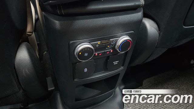 Ford Explorer (VI) 2.3 LimIted 4WD 2020 — фото 19