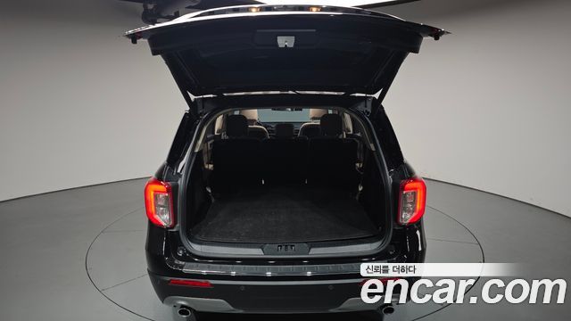 Ford Explorer (VI) 2.3 LimIted 4WD 2020 — фото 20