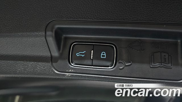 Ford Explorer (VI) 2.3 LimIted 4WD 2020 — фото 33