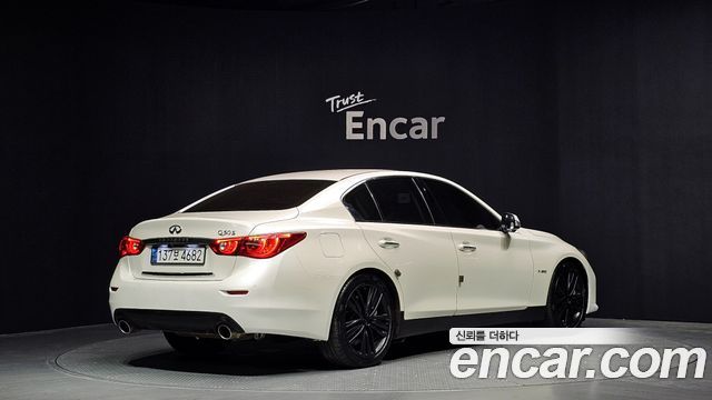Infiniti Q50 3.5 Hybrid 2016 — фото 2