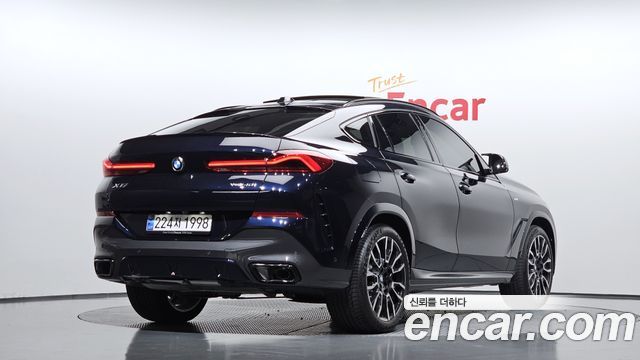 BMW X6 (G06) xDrive40i M Sport 2025 — фото 2