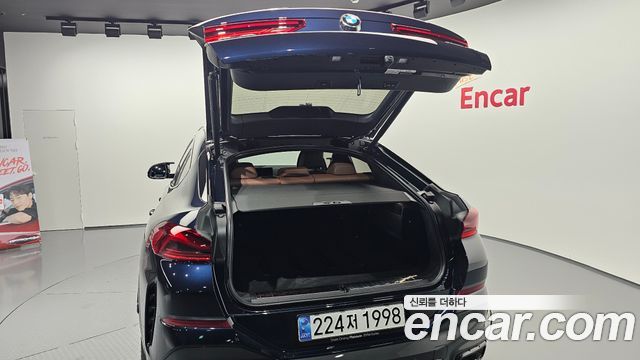BMW X6 (G06) xDrive40i M Sport 2025 — фото 36