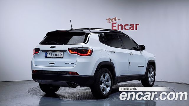 Jeep Compass (II) 2.4 limited 2WD 2021 — фото 2
