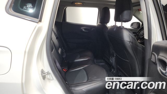 Jeep Compass (II) 2.4 limited 2WD 2021 — фото 15