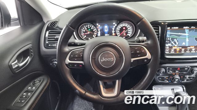 Jeep Compass (II) 2.4 limited 2WD 2021 — фото 18