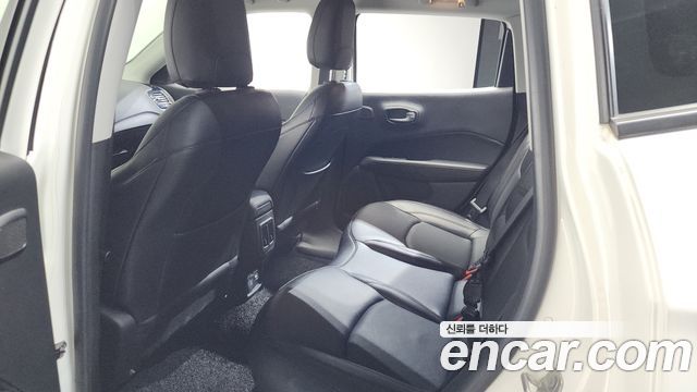Jeep Compass (II) 2.4 limited 2WD 2021 — фото 24