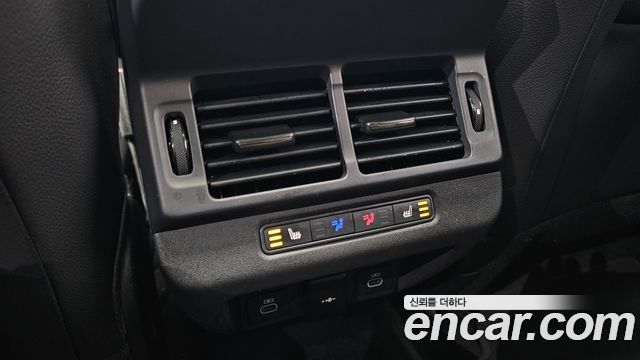 Land Rover Range Rover Evoque (II) P250 Dynamic SE 2025 — фото 17