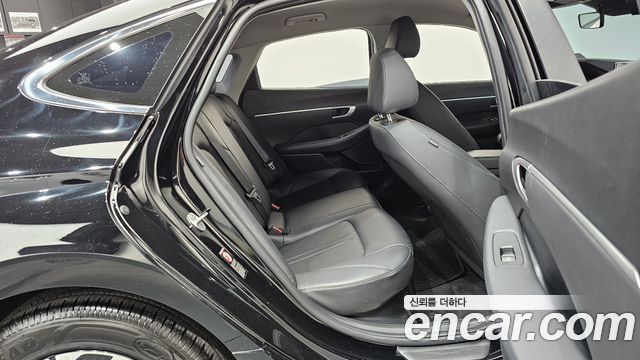 Hyundai Sonata Hybrid (DN8) Modern 2023 — фото 11