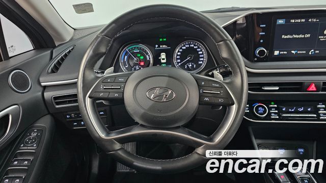Hyundai Sonata Hybrid (DN8) Modern 2023 — фото 13