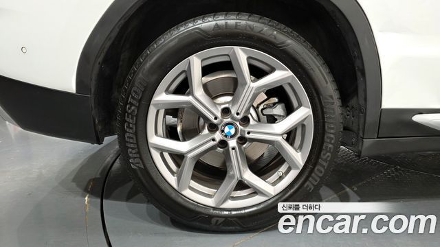 BMW X3 (G01) xDrive 20i 2022 — фото 5