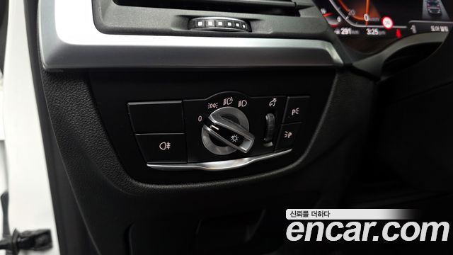 BMW X3 (G01) xDrive 20i 2022 — фото 30