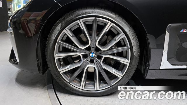 BMW 7 Series (G11) 730d xDrive M Sport 2021 — фото 5