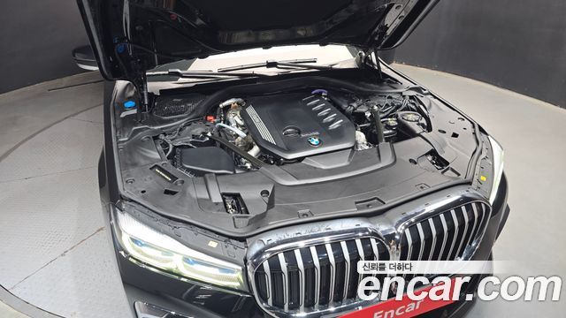 BMW 7 Series (G11) 730d xDrive M Sport 2021 — фото 6