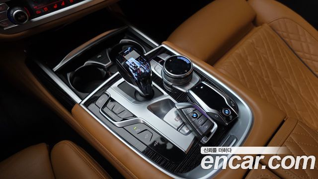 BMW 7 Series (G11) 730d xDrive M Sport 2021 — фото 9