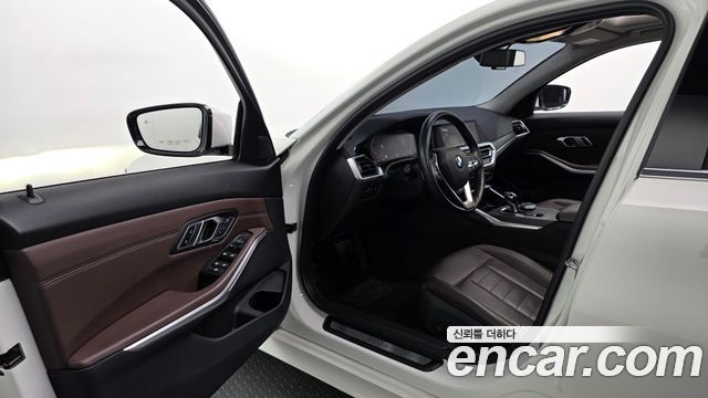 BMW 3 Series (G20) 320d Luxury 2019 — фото 10