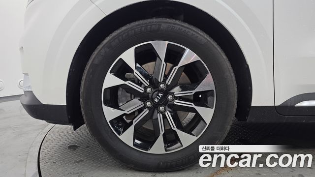 Kia Carnival (IV) Diesel 9-Seater Signature 2021 — фото 5