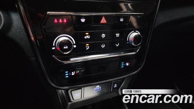 KG Mobility (SsangYong) Tivoli Air 1.5 A3 2WD 2022 — фото 13