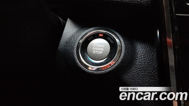KG Mobility (SsangYong) Tivoli Air 1.5 A3 2WD 2022 — фото 20