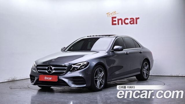 Mercedes-Benz E-Class (W213) E300 AMG Line 2019 — фото 1