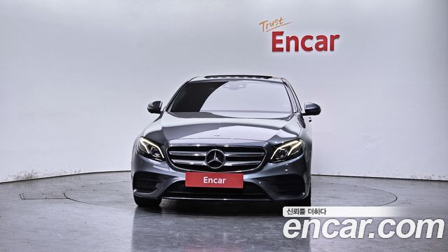 Mercedes-Benz E-Class (W213) E300 AMG Line 2019 — фото 3