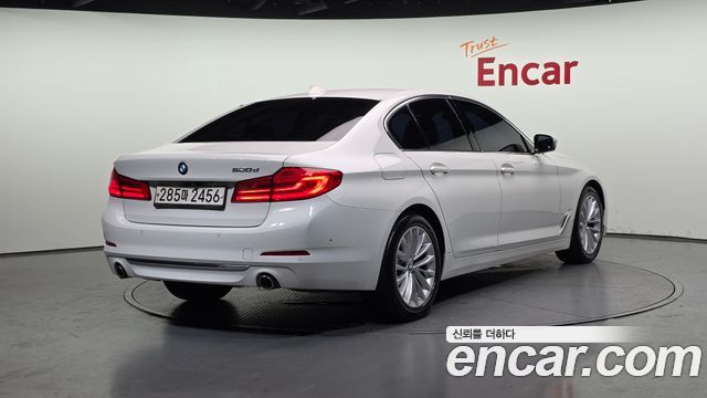 BMW 5 Series (G30) 520d Luxury Special Edition 2019 — фото 2