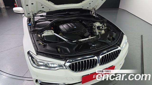 BMW 5 Series (G30) 520d Luxury Special Edition 2019 — фото 6