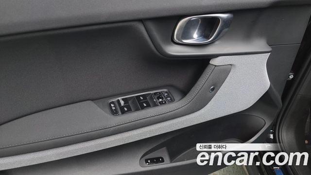 Polestar 2 Standard Singlemotor 2025 — фото 19