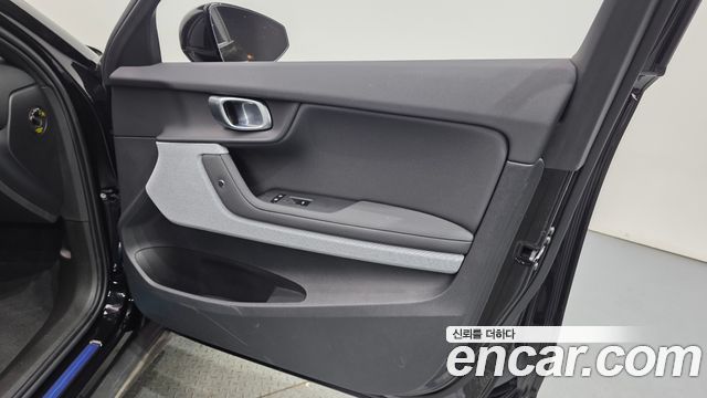 Polestar 2 Standard Singlemotor 2025 — фото 24