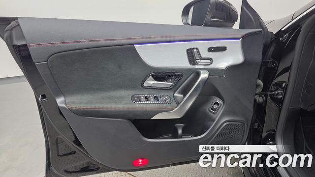 Mercedes-Benz CLA-Class (C118) CLA250 4MATIC 2021 — фото 24