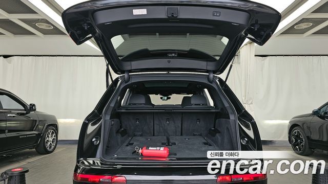 Audi Q7 (4M) 55 TFSI Quattro Premium 2025 — фото 20
