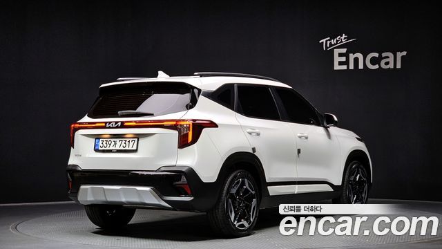 Kia Seltos Gasoline 2.0 2WD Signature 2023 — фото 2