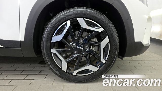 Kia Seltos Gasoline 2.0 2WD Signature 2023 — фото 21