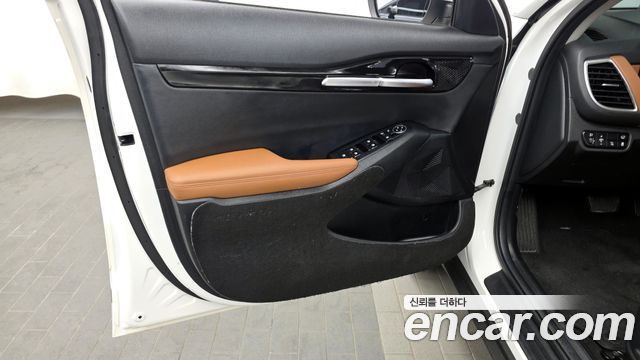 Kia Seltos Gasoline 2.0 2WD Signature 2023 — фото 24