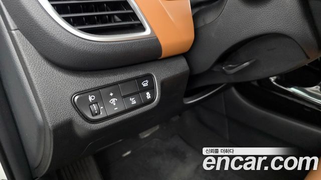 Kia Seltos Gasoline 2.0 2WD Signature 2023 — фото 26