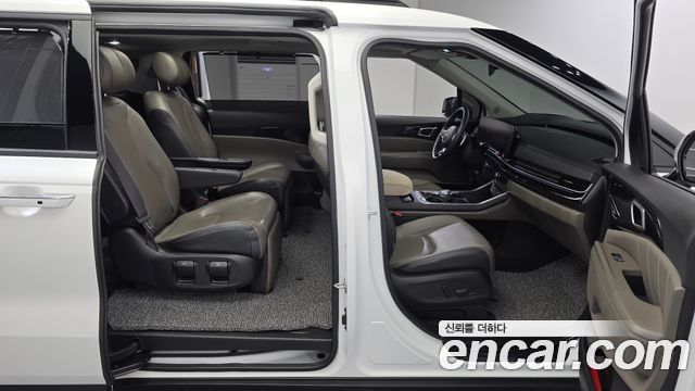 Kia Carnival (IV) Diesel 7-Seater Signature 2025 — фото 11