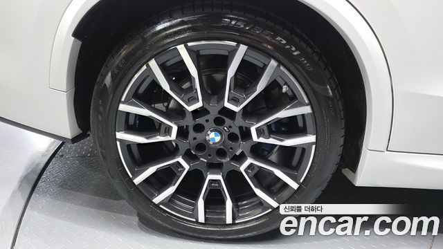 BMW X5 (G05) xDrive 40i M Sport 2025 — фото 5