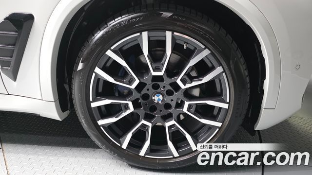 BMW X5 (G05) xDrive 40i M Sport 2025 — фото 27