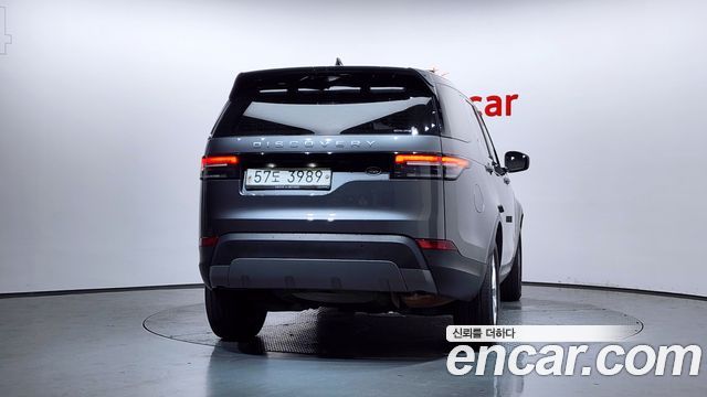 Land Rover Discovery 5 2.0 SD4 SE 2019 — фото 4