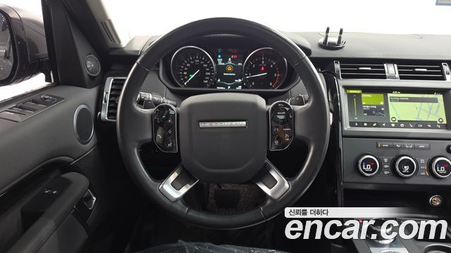 Land Rover Discovery 5 2.0 SD4 SE 2019 — фото 13