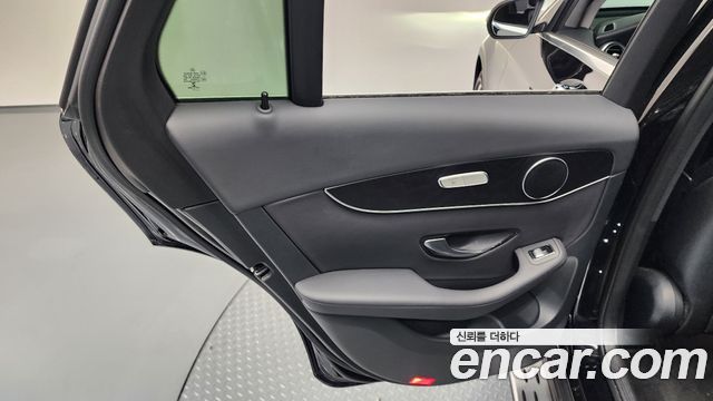 Mercedes-Benz GLC-Class (X253) GLC300 4MATIC 2019 — фото 25